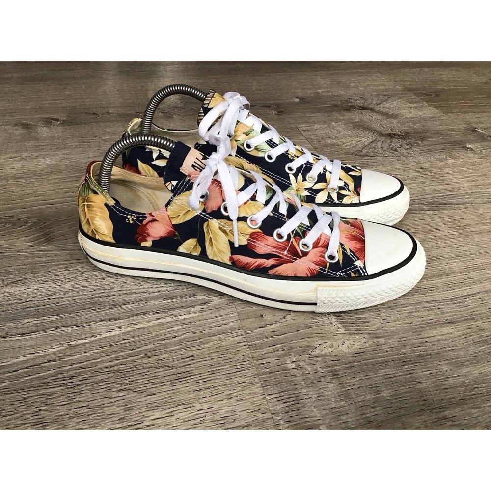 Converse Men's 8 And Women's 10 Lace Up Floral Shoes Sneakers